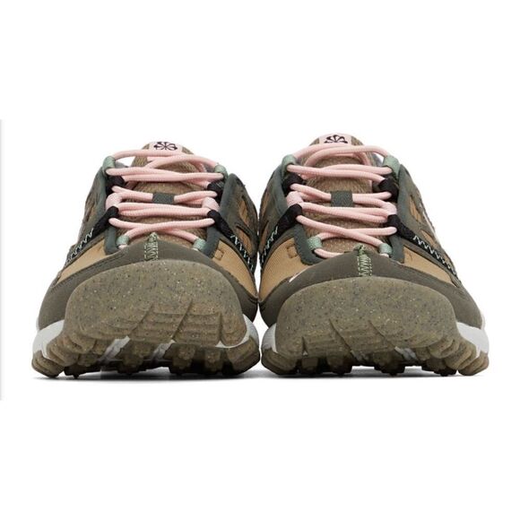 Nike Green & Pink Free Terra Vista Sneakers NWOB Size 9 - Picture 4 of 10